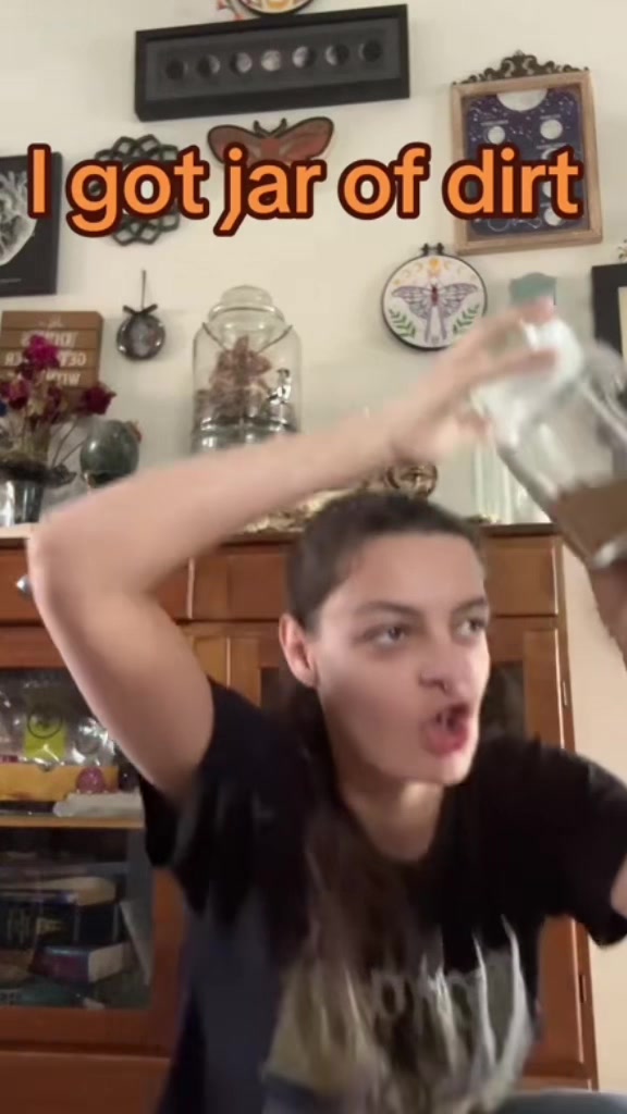 @Kaythulu