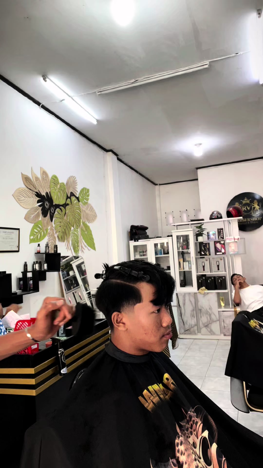@Rv barbershop cut
