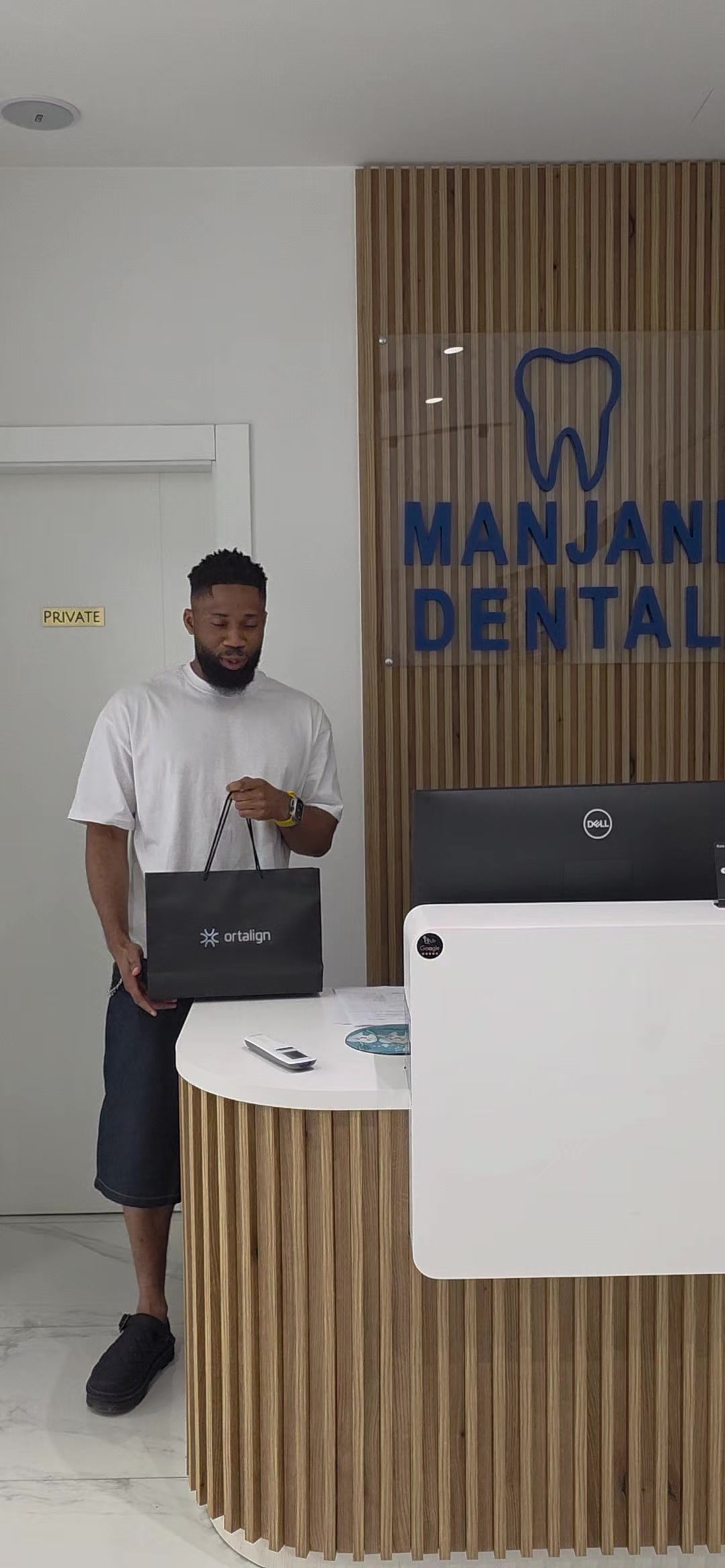 @Manjani Dental