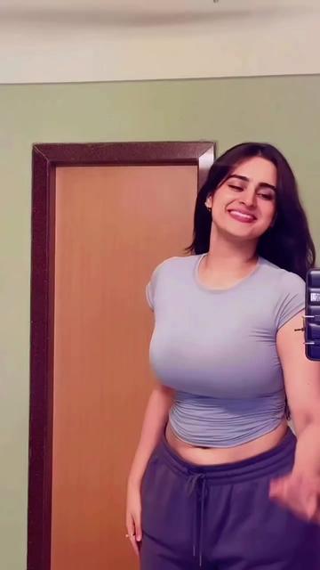 @Ayesha Khan