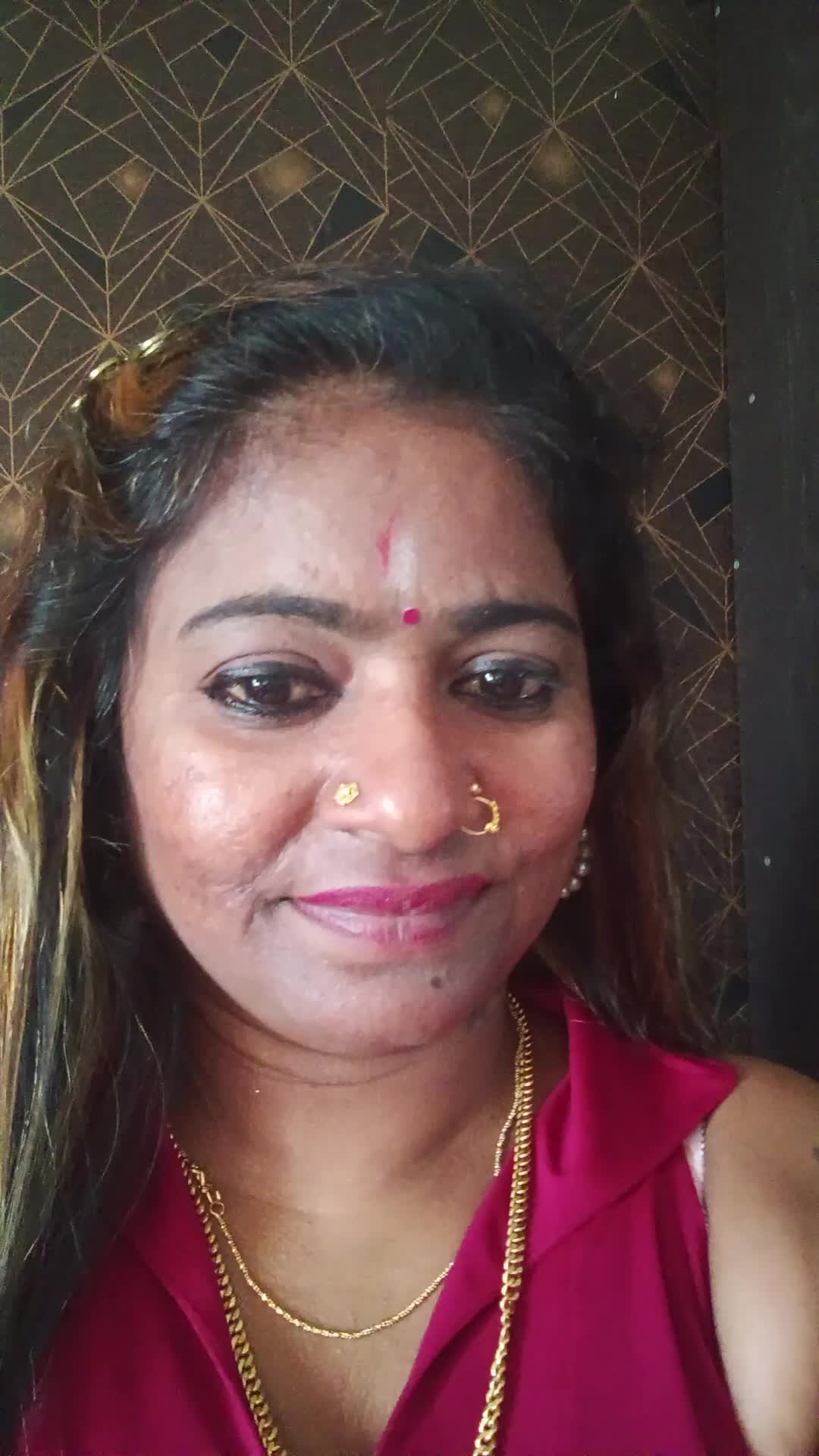 @Saroja Roja