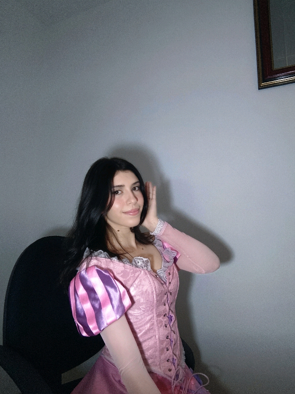 @Em_25