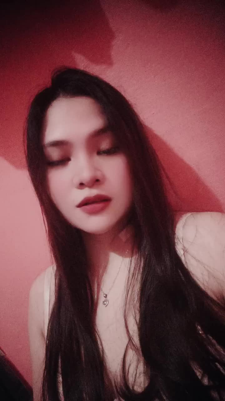 @Rhaine_🌧️❤️