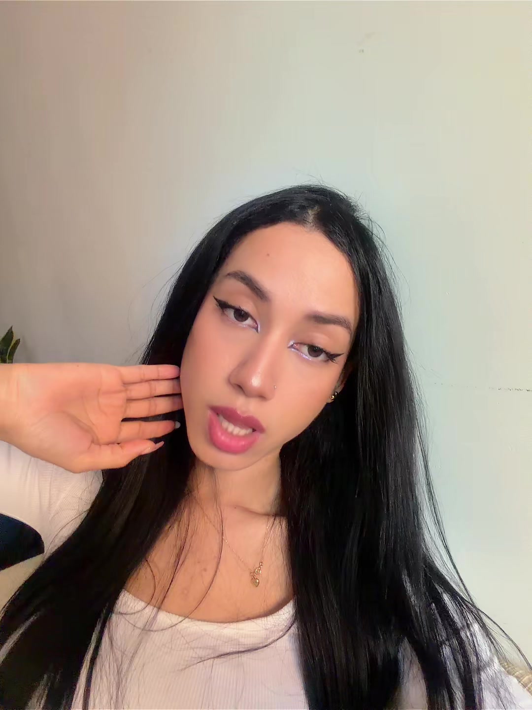 @🧚🏼&zwj;♂️