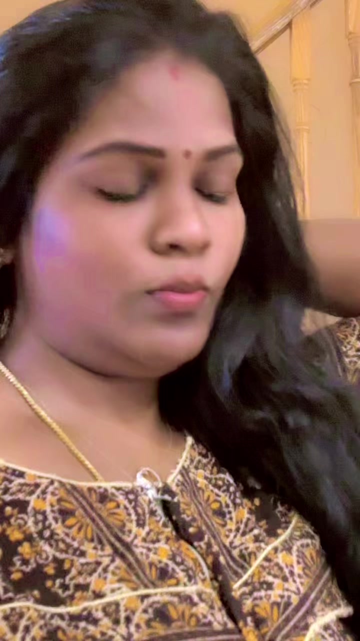 @GaYaThRI❤️ MaNiKAnDaN ❤️🇨🇦☃️