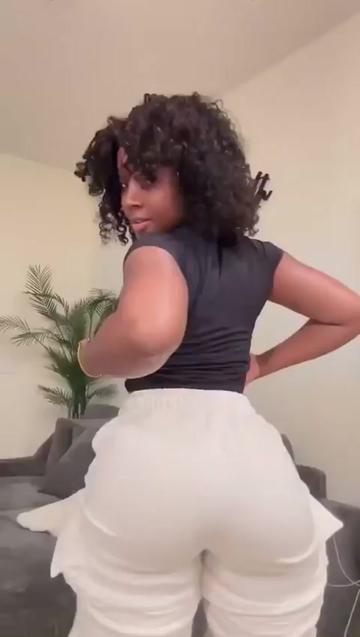 @SLIM THICK๐๐ผโ๏ธ๐ (FANPAGE)