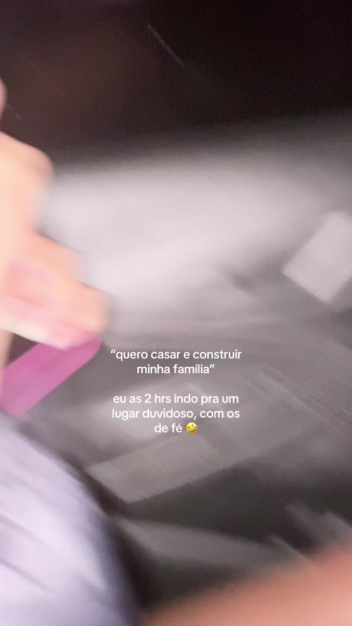 @julia vit&oacute;ria