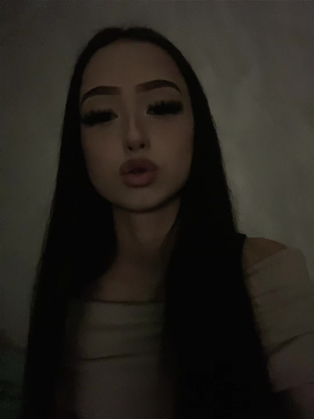 @амели