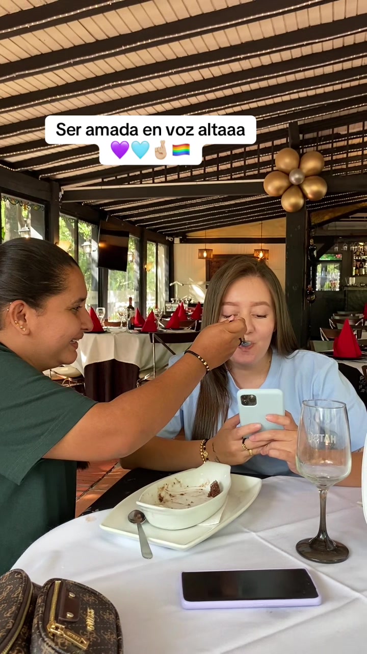 @J & B 💜🩵🌈👭🇨🇴