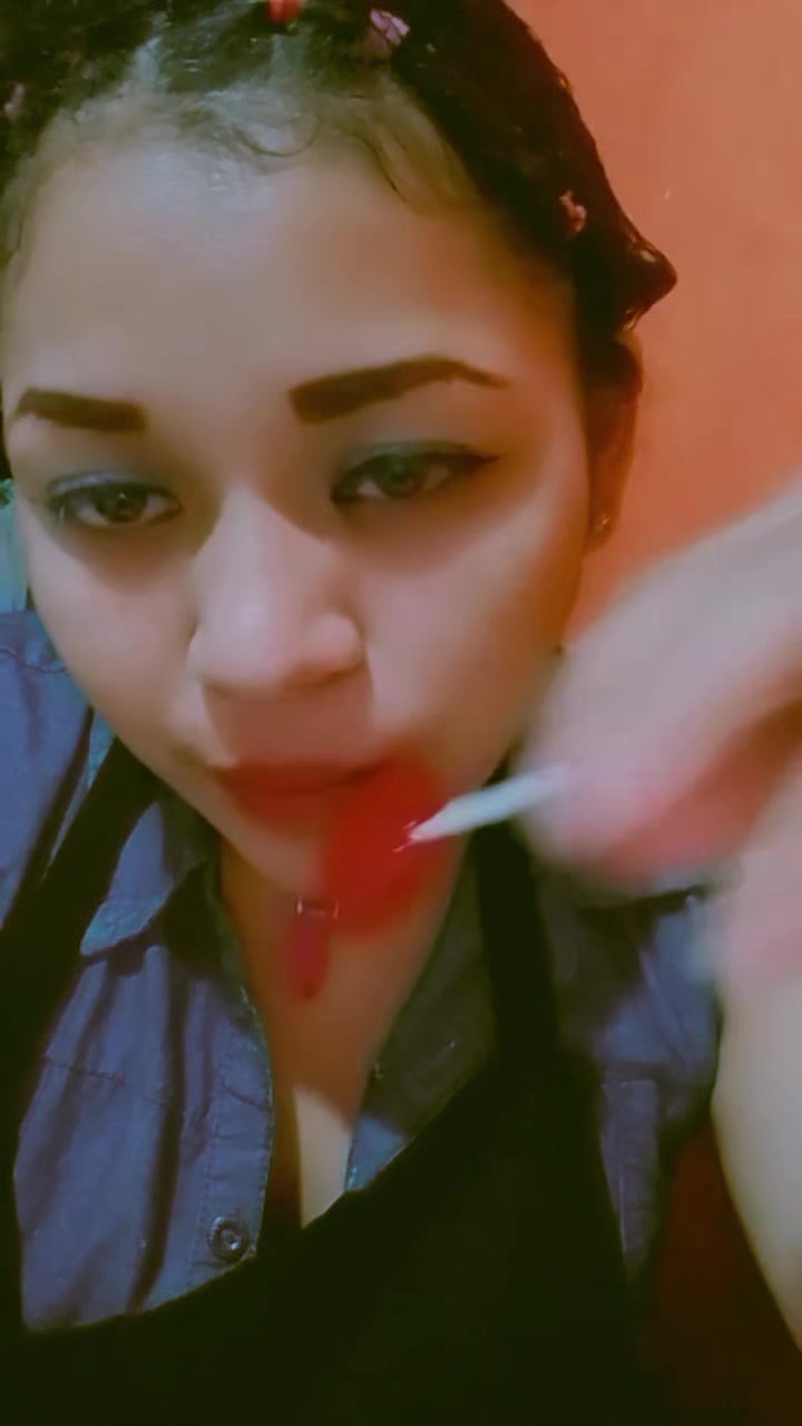 @la florecita olanchana❤️ 👸👸