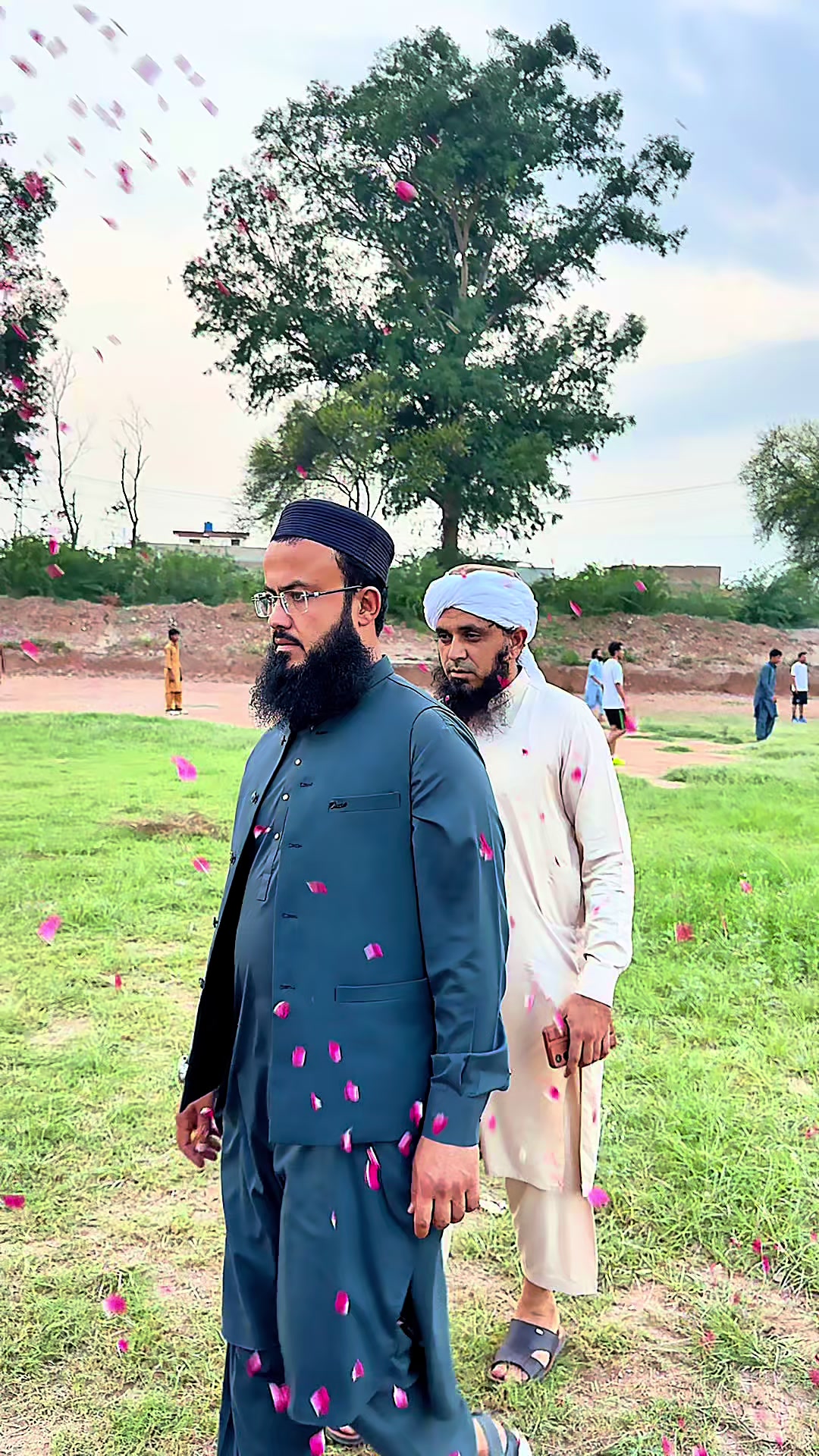 @Zubair Khan Durrani