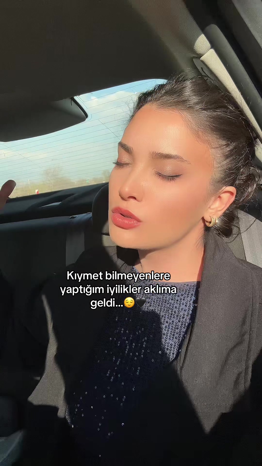 @Melek Sinem Şen Ser&ccedil;e
