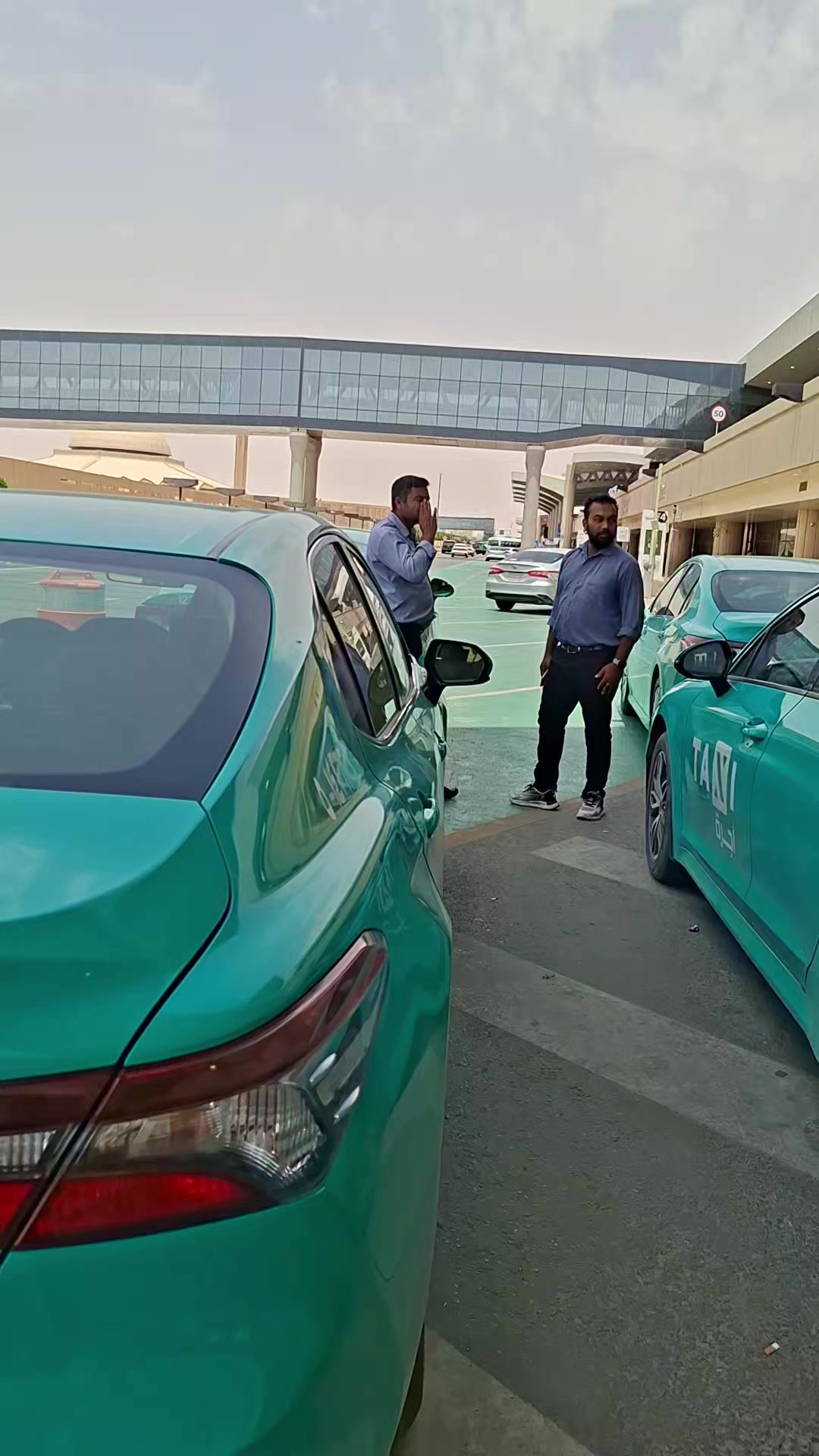@٢١ 🚩