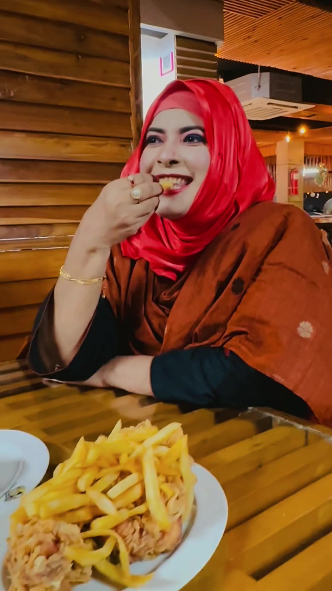 @Lucky Begum