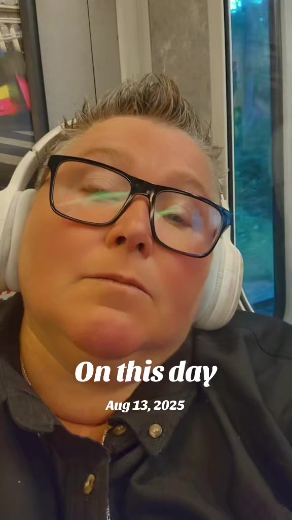 @MonatheCrazyLesbian 🇨🇦🏳️&zwj;🌈