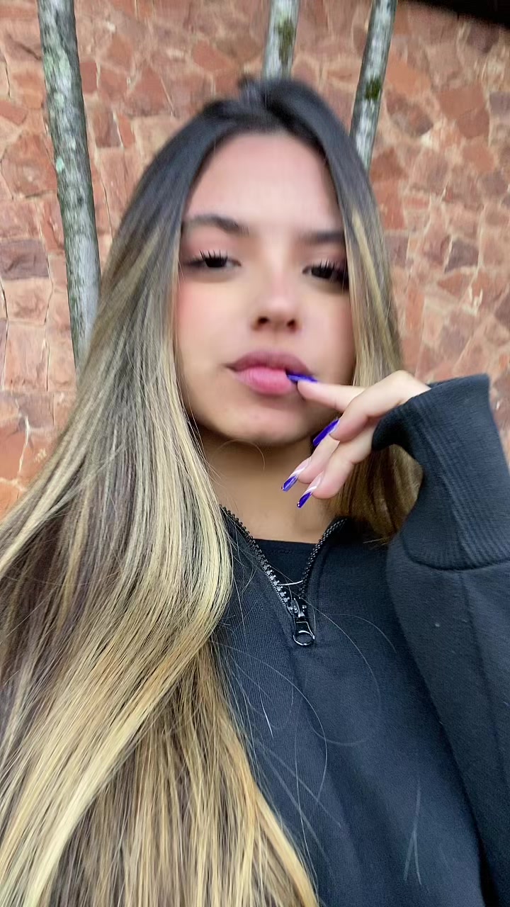 @m.