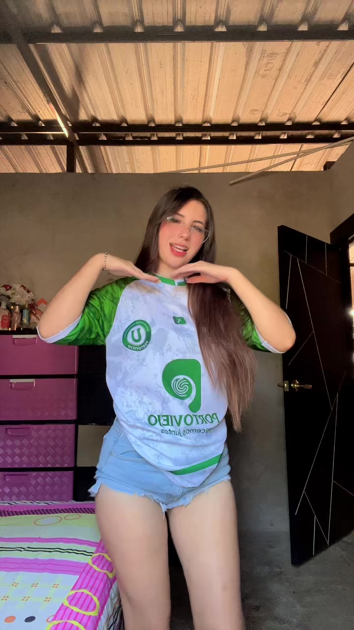 @LUPITA 💋🕷️.