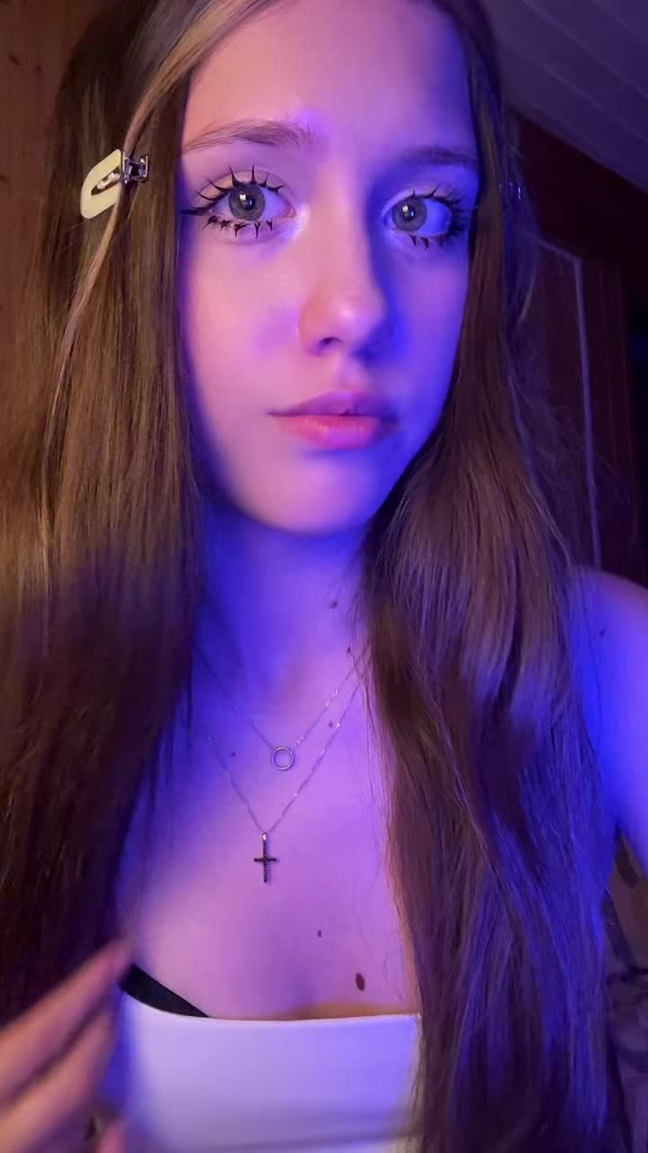 @ANZHELIKA_CATI
