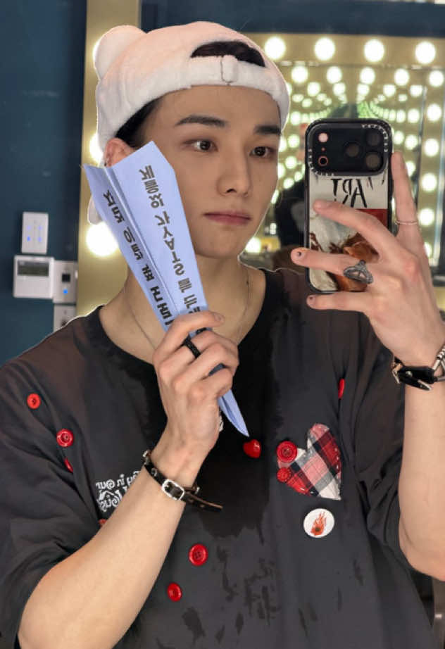 @⊹ ࣪  sof  ( lv&rsquo;s hyu ) ࣪ ݁