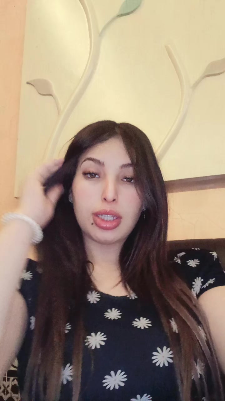 @Nut Ella