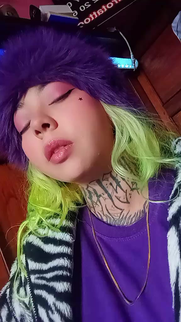 @BrujaOzkura666