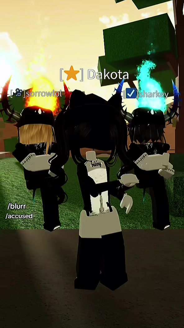 @Vamira 🖤