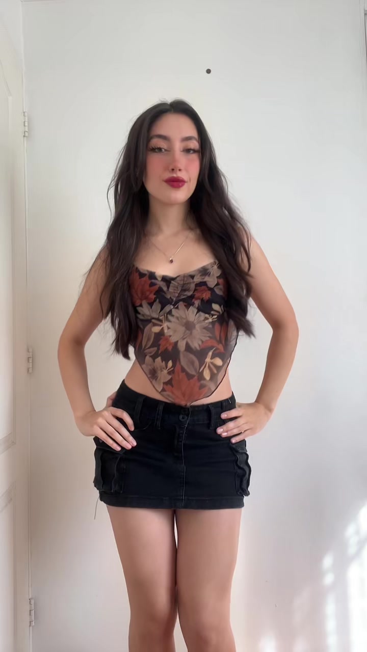 @Renata🥀