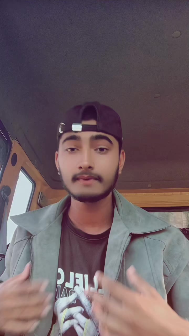 @𝗕𝗟𝗔𝗖𝗞__𝗗𝗘𝗦𝗜ღ