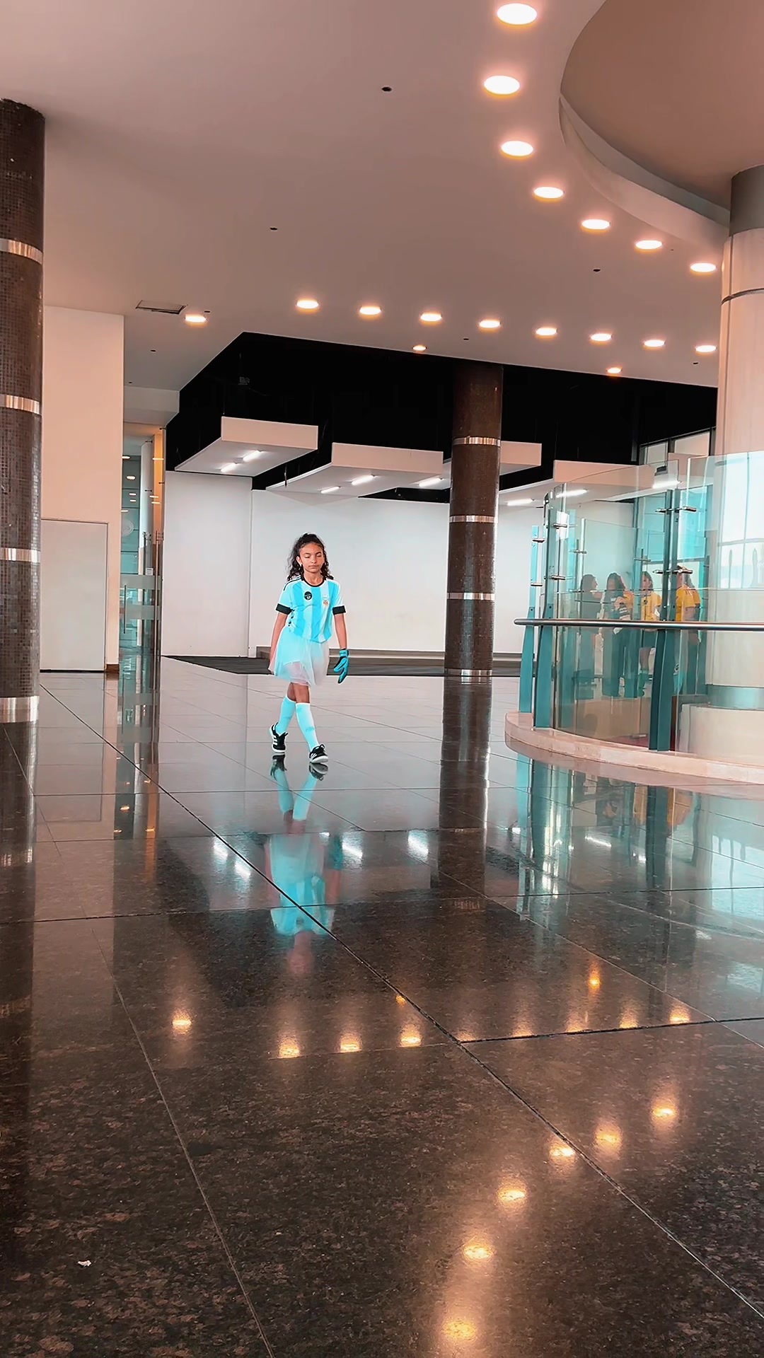 @𝐼𝑠𝑎ᥫ᭡𝑒𝑙𝑙𝑎 👑