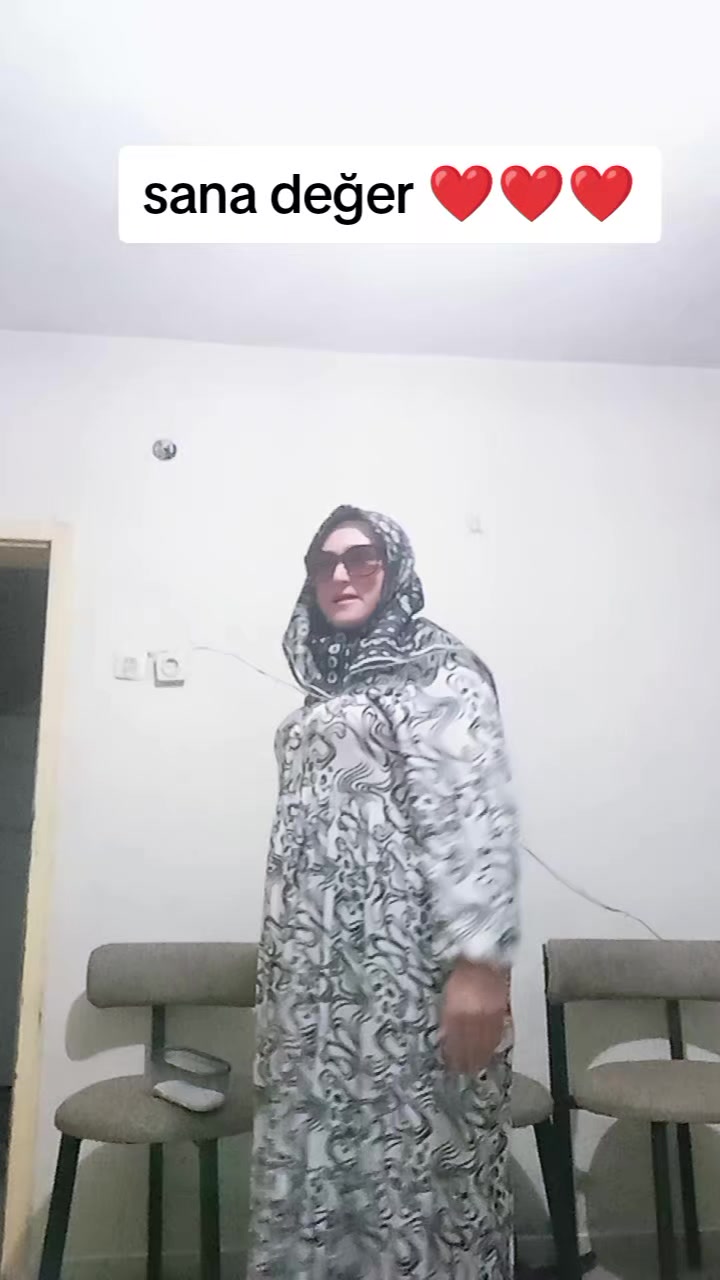 @çılgın kadın Ümmüü