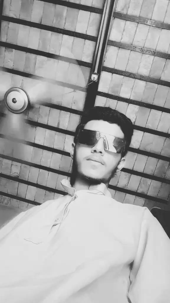 @𝘼𝙡𝙞😎