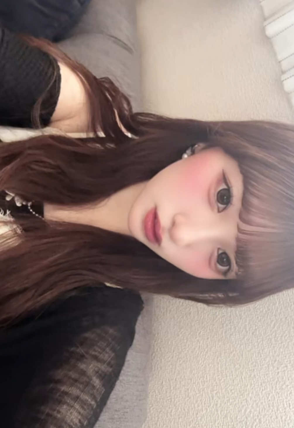 @板倉ももか
