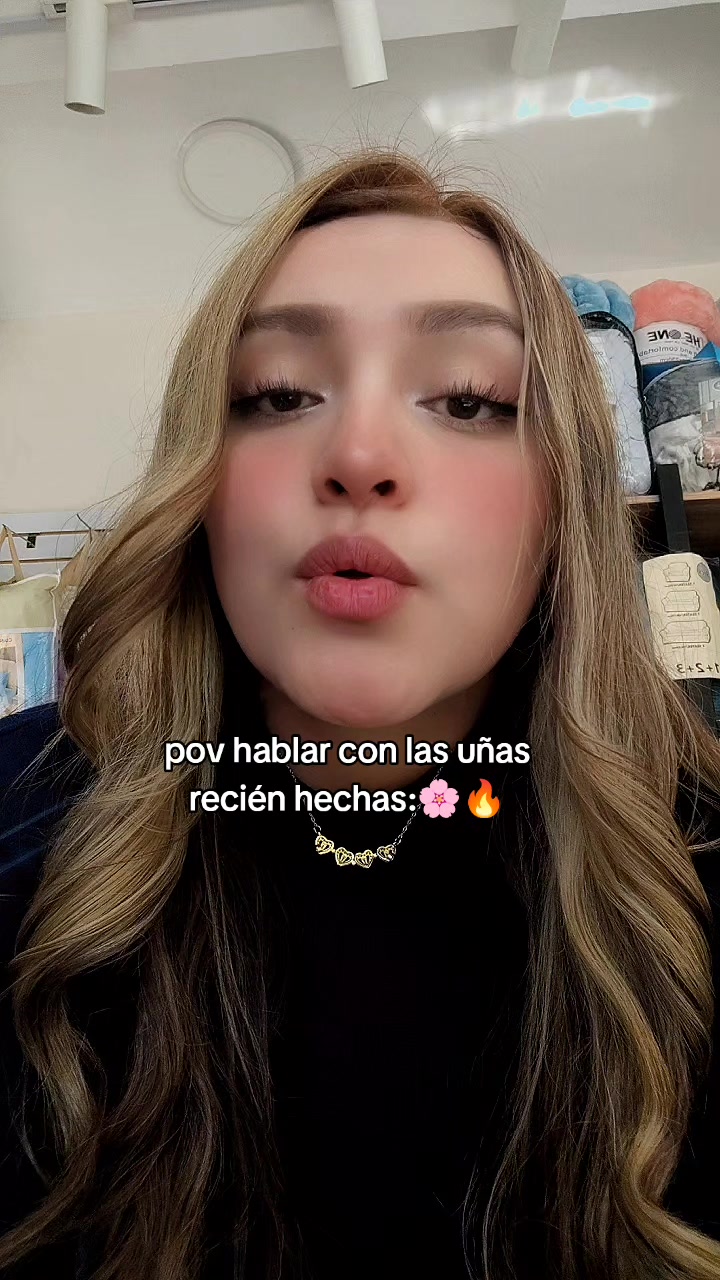 @𝗡𝗜𝗞𝗛𝗬  𝗦𝗢𝗟𝗜𝗭
