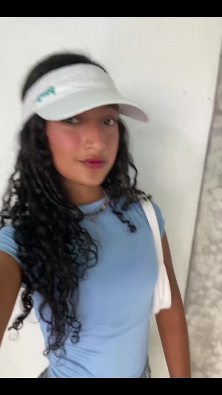 @Adriana Rangel