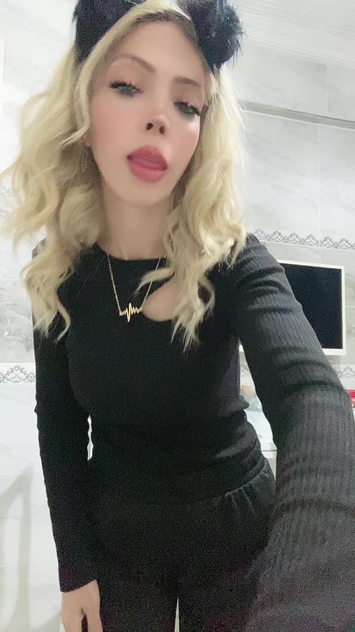 @Lara croft