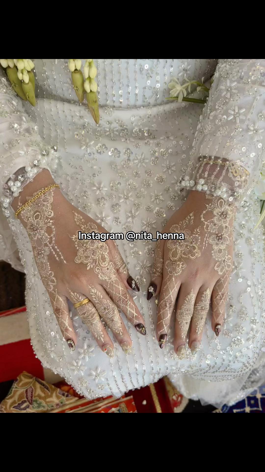@Instagram nita_henna
