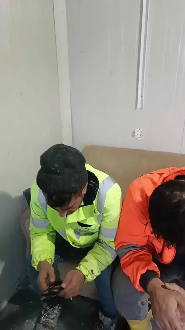@21memet21