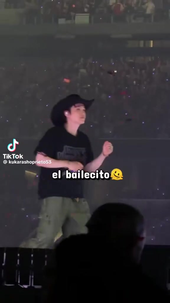 @ELIAN V.RILLITOS✨✨🤭