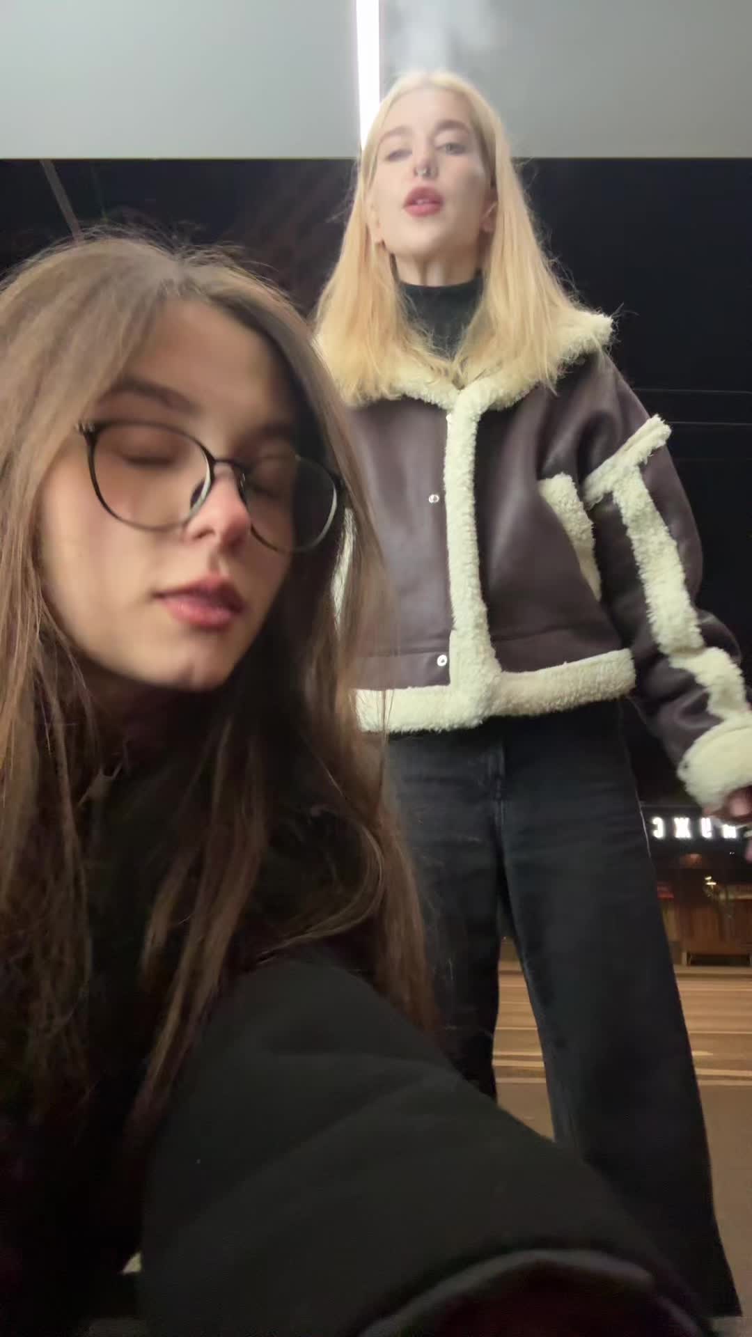 @b0n6ny
