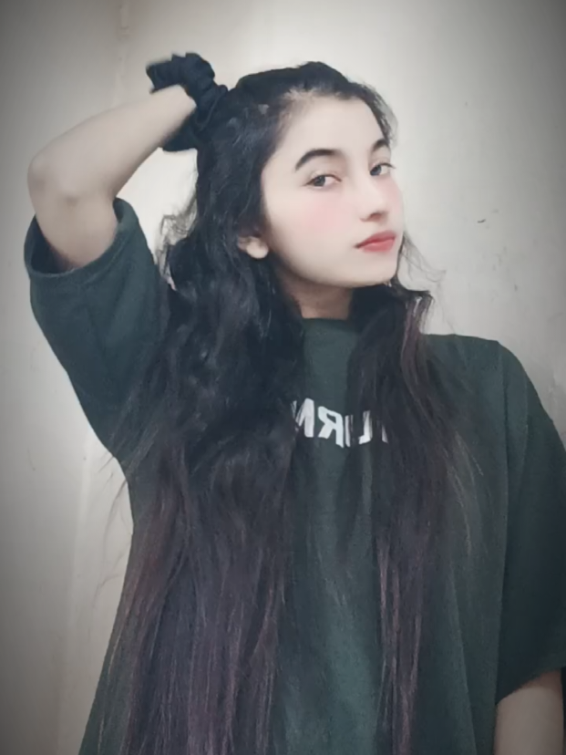 @- রহস্যময়ী