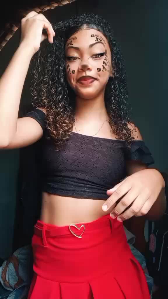 @Isadora Emanuelly👾