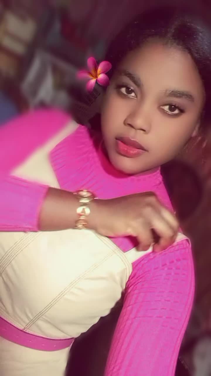 @🍫🤞sweet love 🙈💞