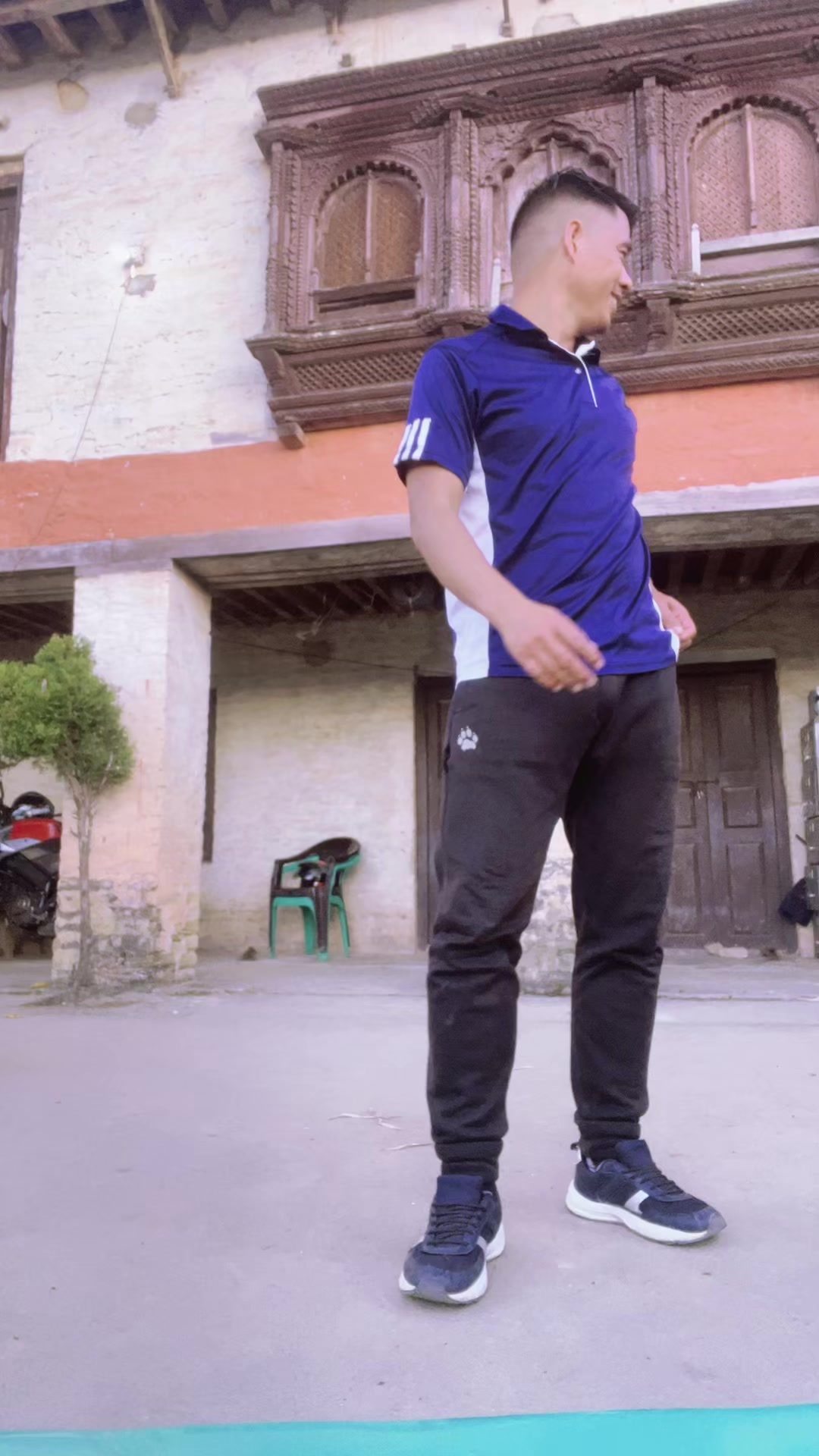 @thakuri ko xora comfom