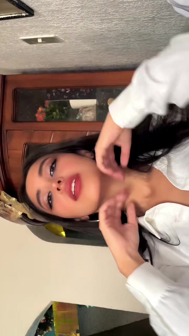 @anniedayane