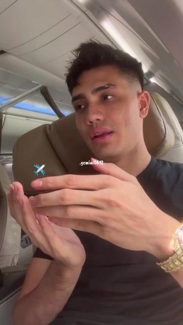 @AK👑