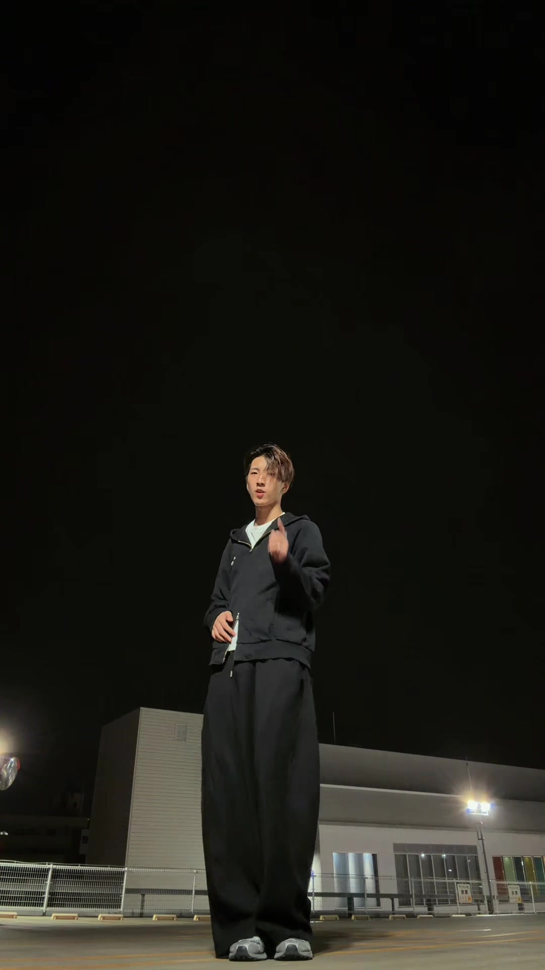 @AOI