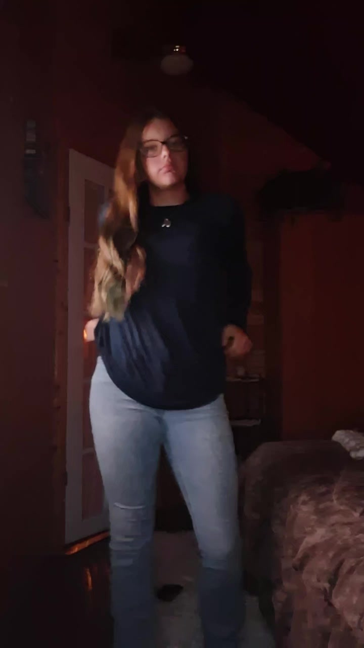 @???