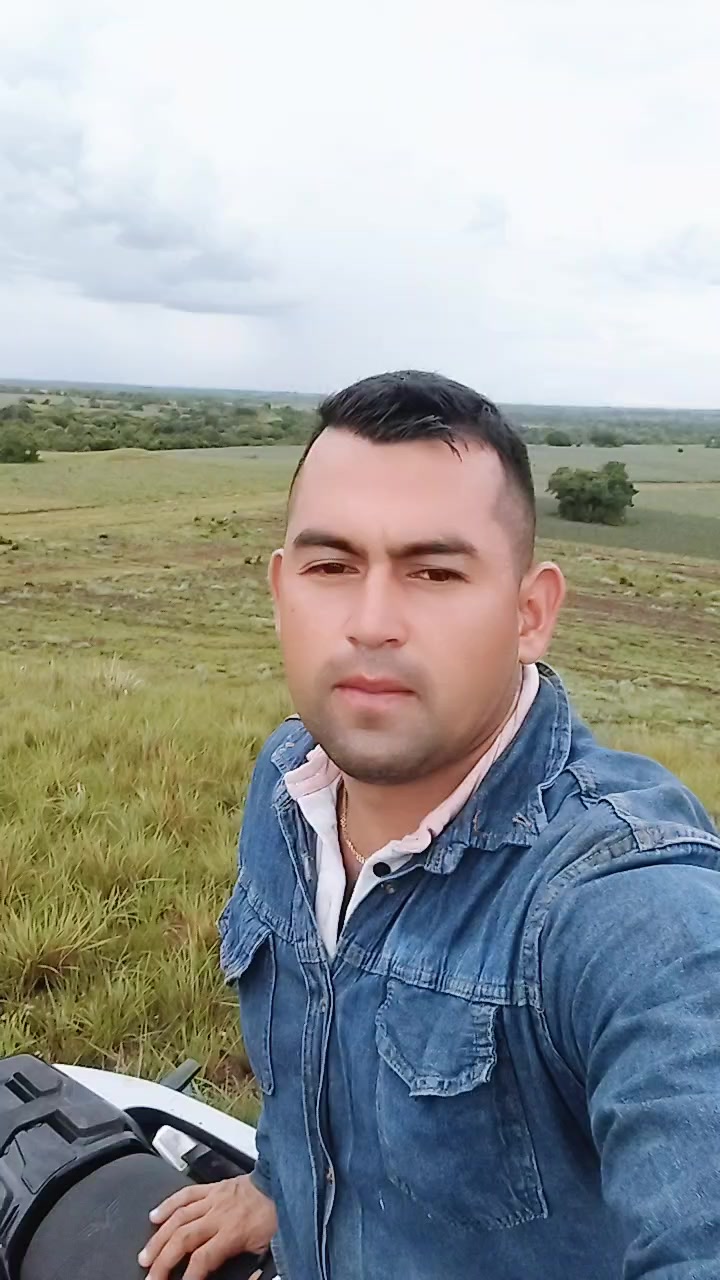 @Andres Godoy