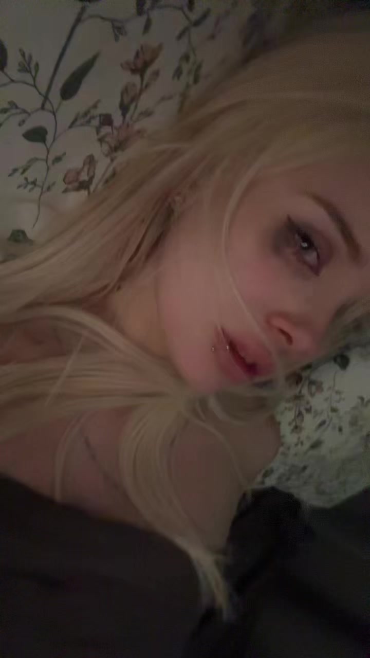 @твич oblizala