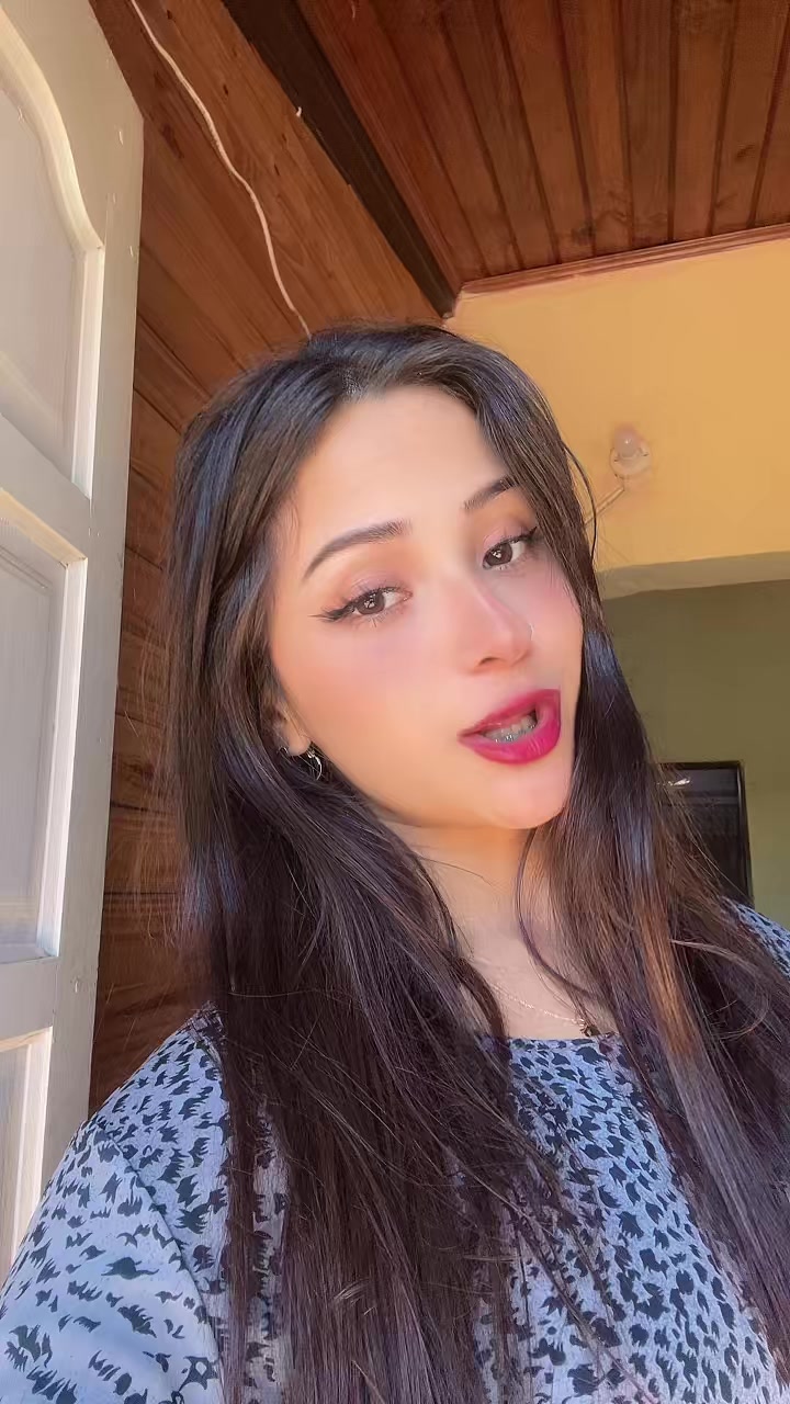 @Natasha_Elizabeth1